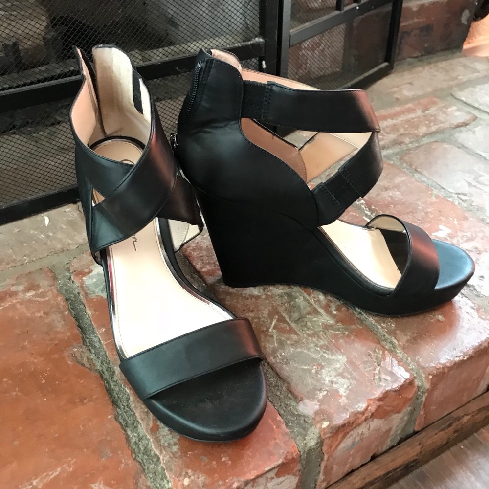 Jessica Simpson’s wedges